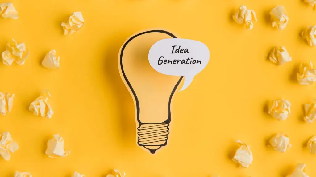 idea icon ilustration photography with black outer line and yellow background